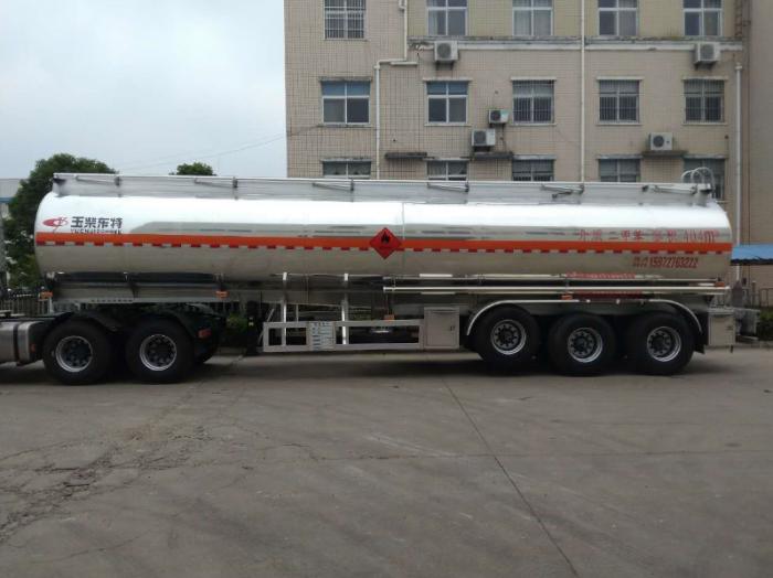 3 axle 40,000 liters xylene tank semi-trailer